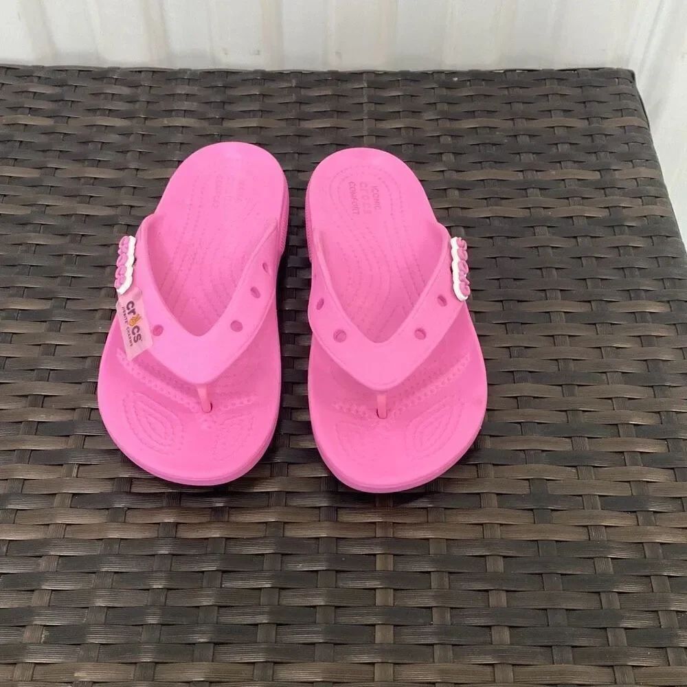 Croc sandals, women’s size 5
